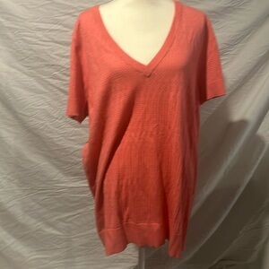 Women’s short sleeve top